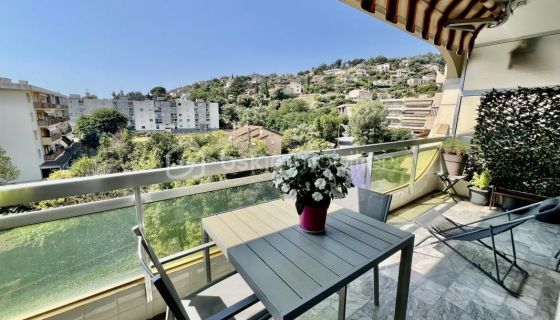 APPARTEMENT T3 69 M2 TERRASSE BORD DE MER MANDELIEU LA NAPOULE