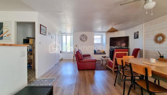 A louer MAISON  DE MAîTRE  PEYRIAC MINERVOIS