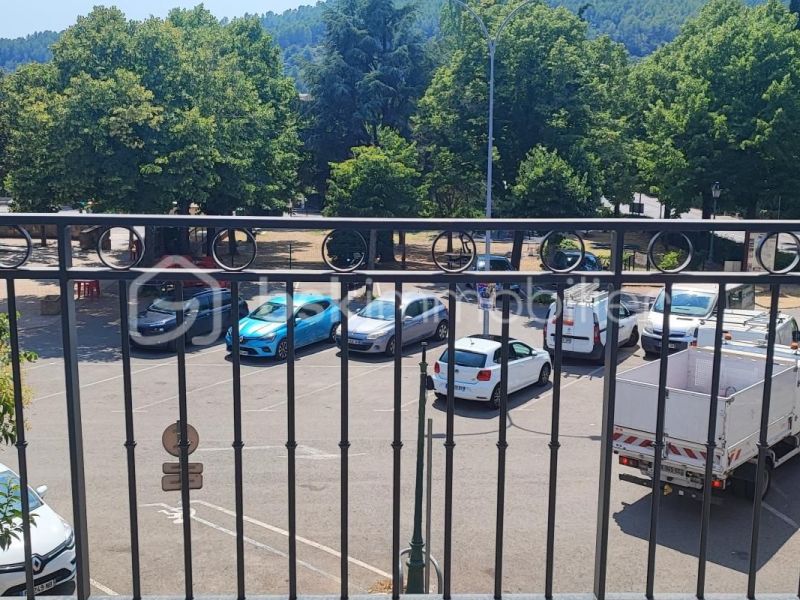 A louer APPARTEMENT T3 66 M2 TERRASSE  DRAGUIGNAN