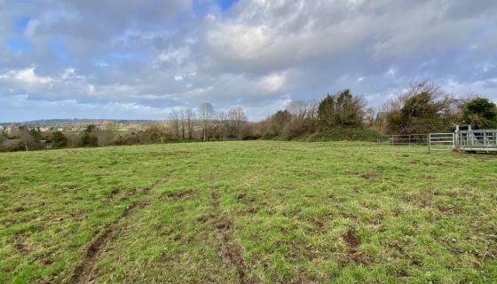 A vendre TERRAIN 885 M2 BORD DE MER VAU