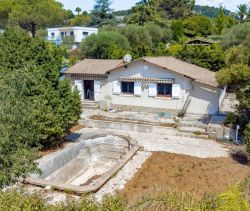 MAISON  5 PIECES 152 M2  MOUGINS