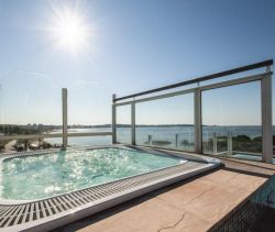 A vendre STUDIO  24 M2 BORD DE MER GOLFE JUAN