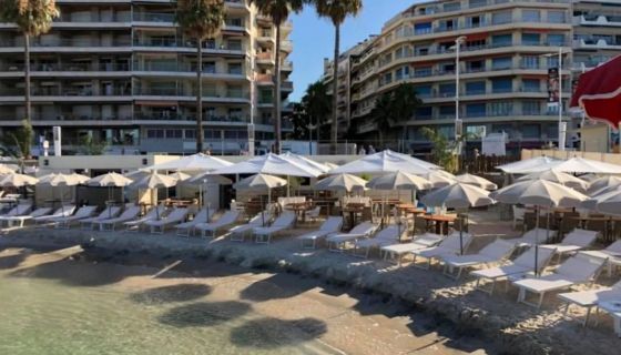 APARTAMENTO T2 42 M2 PLAYA A PASEO DE JUAN LES PINS