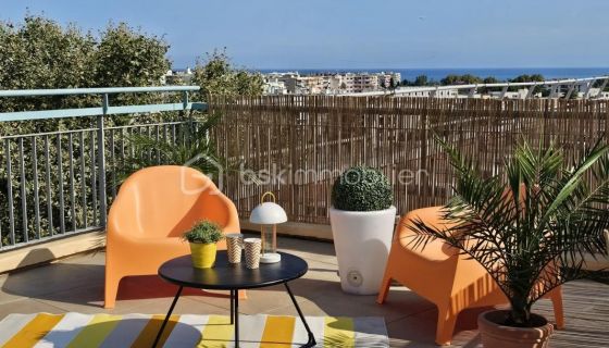 APARTAMENTO T3 62 M2 TERRAZA JUNTO AL MAR CAGNES SUR MER