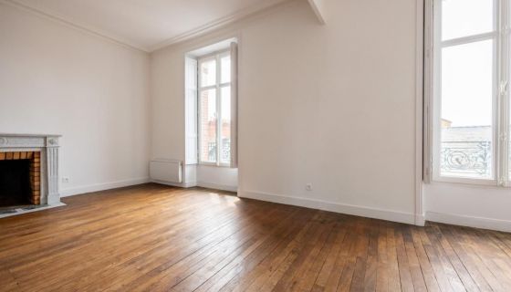 For rent APARTMENT T3 66 M2 NANTES