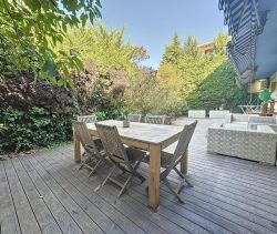 A louer APPARTEMENT T3 65 M2 TERRASSE BORD DE MER ANTIBES
