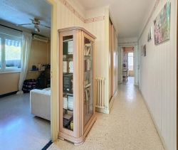A louer APPARTEMENT T3 65 M2 TERRASSE BORD DE MER ANTIBES