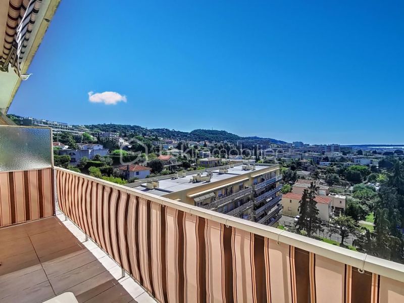 A louer APPARTEMENT T3 71 M2 VUE MER LE CANNET