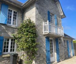 For sale CHARACTER 8-ROOM HOUSE 156 M² seaside Saint-Cast-Le-Guildo