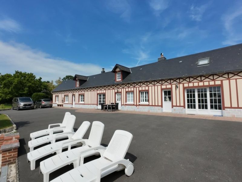 A vendre LONGèRE  11 PIECES 193 M2 BORD DE MER AUBERVILLE LA MANUEL