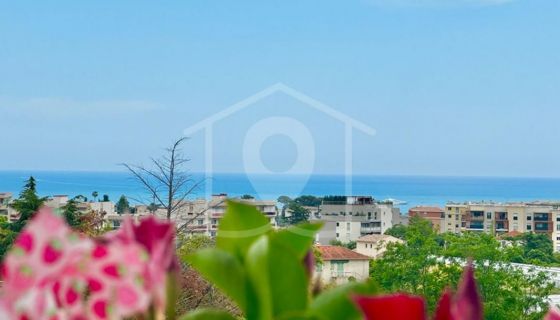 APARTAMENTO T5 91 M2 TERRAZA VISTAS AL MAR ANTIBES