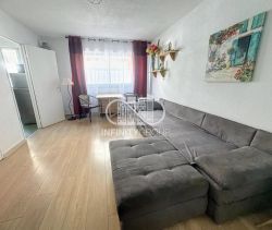 A louer STUDIO  27 M2 BORD DE MER GOLFE JUAN