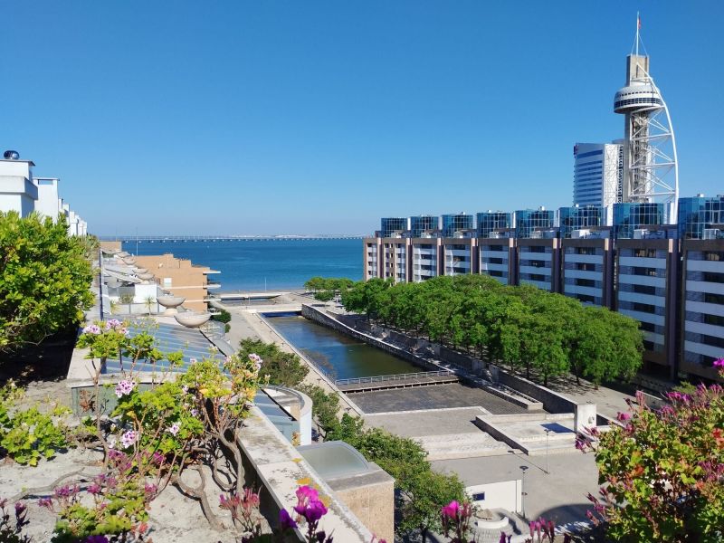 Alquiler APARTAMENTO T5 TERRAZA PARQUE DAS NAçõES