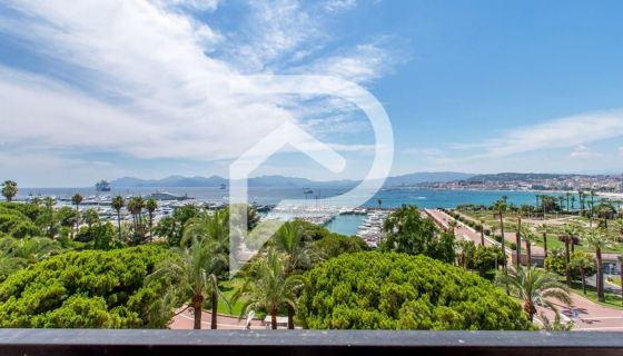 APARTAMENTO PRESTIGIO T4 140 M2 TERRAZA JUNTO AL MAR CANNES