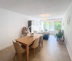 A louer APPARTEMENT T3 68 M2 TERRASSE BORD DE MER ANTIBES