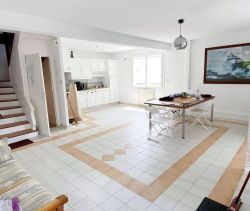 vente CHARMANTE MAISON VUE MER DOURDUFF EN MER