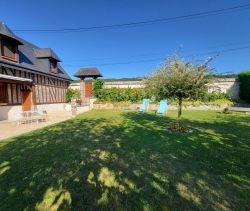 GîTE  DUCLAIR Ecole et commerces à 1 kms