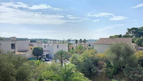 APARTAMENTO T4 77 M2 TERRAZA VISTA AL MAR SEIS CUATRO LES PLAGES