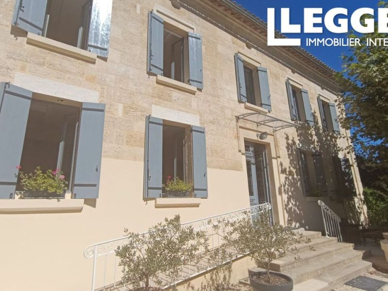 A louer MAISON  DE MAîTRE  COUTRAS