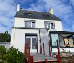 A vendre Maison 6 PIECES 130 M² vue mer PLOZEVET