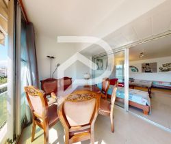 APPARTEMENT T2 51 M2 BORD DE MER CANNES