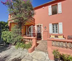 APPARTEMENT  277 M2 TERRASSE VUE MER ANTIBES