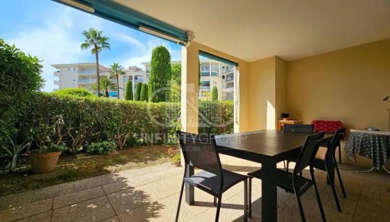 A louer APPARTEMENT T2 39 M2 TERRASSE BORD DE MER ANTIBES