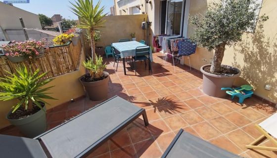 APPARTEMENT DUPLEX T4 105 M2 TERRASSE BORD DE MER VALRAS PLAGE