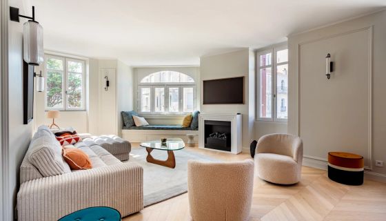 A vendre MAGNIFIQUE APPARTEMENT T5 158 M² RENOVE SECTEUR SAINT-CHARLES BIARRITZ