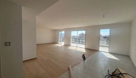 APARTAMENTO PRESTIGIO T4 123 M2 TERRAZA JUNTO AL MAR MARSELLA