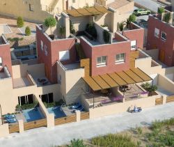 For rent 4 ROOM HOUSE 170 M2 ALGORFA