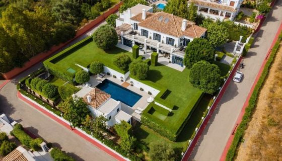 A louer MAISON  15 PIECES 931 M2  MARBELLA