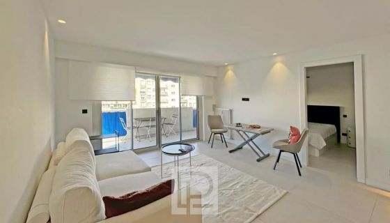 APPARTEMENT T2 41 M2 BORD DE MER CANNES