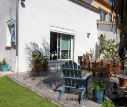 MAISON  CONTEMPORAINE BORD DE MER LA GARDE