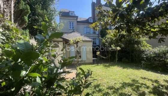 A louer MAISON  DE MAîTRE BORD DE MER HONFLEUR