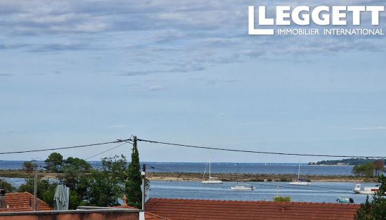 CASA DEL ARQUITECTO JUNTO AL MAR DE LEGE CAP FERRET