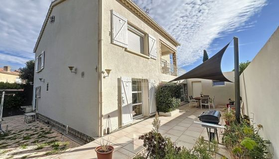 A vendre VILLA 5 PIECES 179 M²  Six-Fours-les-Plages