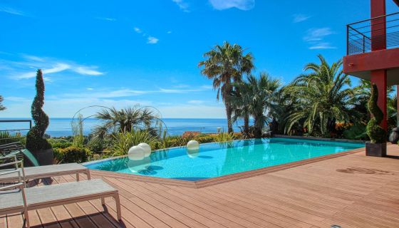 A vendre Magnifique VILLA 230 M² VUE PANORAMIQUE MER  LES ISSAMBRES