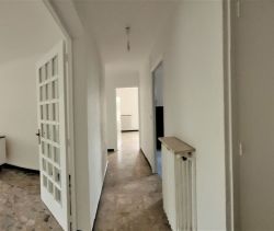 A louer APPARTEMENT T4 92 M2 TERRASSE BORD DE MER ARLES