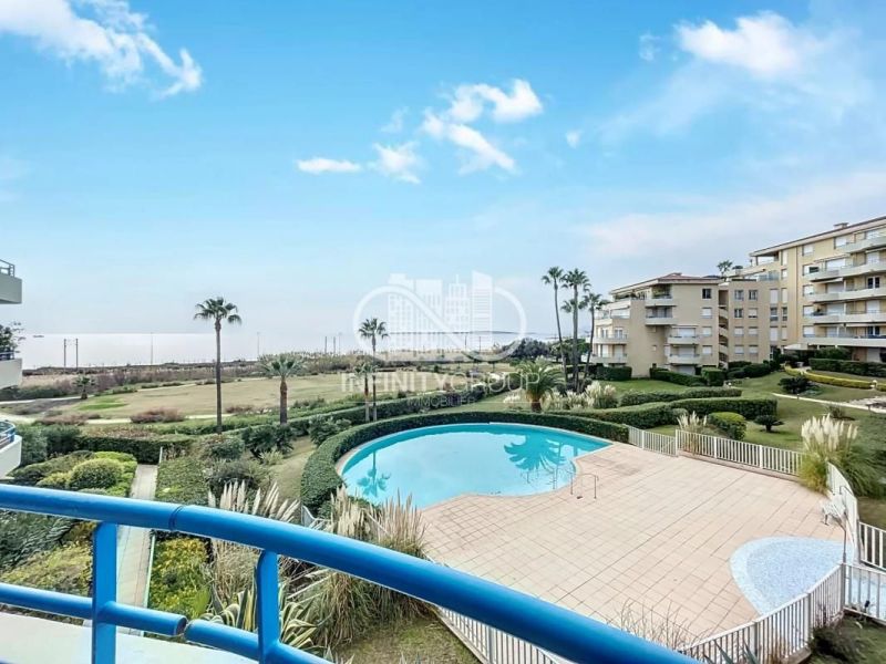 A louer APPARTEMENT T2 59 M2 TERRASSE BORD DE MER ANTIBES