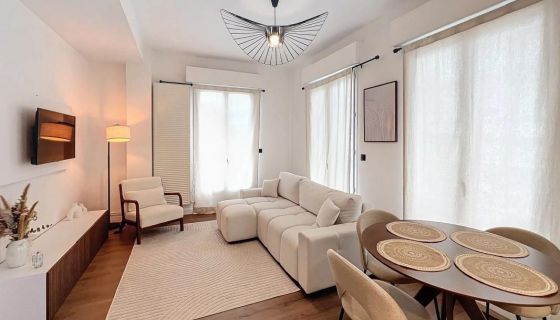 A louer APPARTEMENT T2 52 M2 BORD DE MER JUAN LES PINS