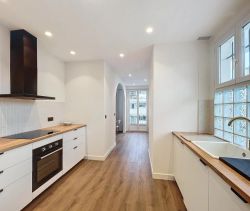 A louer APPARTEMENT T2 52 M2 BORD DE MER JUAN LES PINS