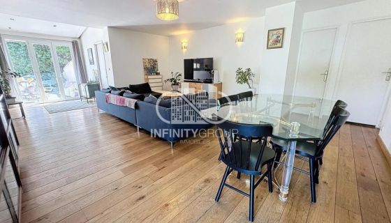 A louer APPARTEMENT T5 110 M2 VUE MER SAINT LAURENT DU VAR