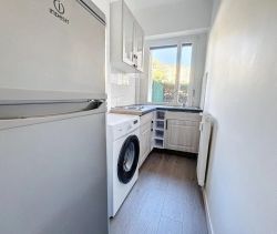 A louer STUDIO  24 M2 TERRASSE BORD DE MER LE CANNET