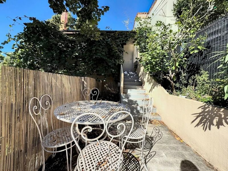 A louer APPARTEMENT T2 48 M2 TERRASSE BORD DE MER CANNES