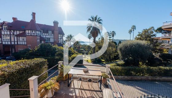 APARTAMENTO T3 68 M2 TERRAZA VISTAS AL MAR CANNES