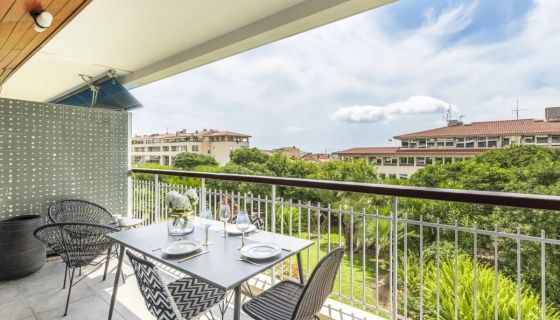 APARTAMENTO PRESTIGIO T4 97 M2 TERRAZA JUNTO AL MAR CANNES