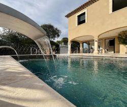 A louer MAISON  D'ARCHITECTE  UZES