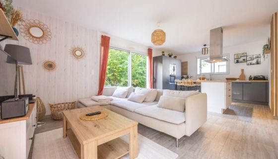 For sale Single storey house with 4 bedrooms 44119 Grandchamp Des Fontaines