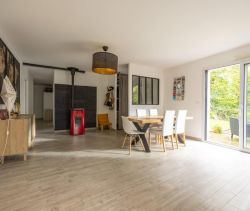 For sale Single storey house with 4 bedrooms 44119 Grandchamp Des Fontaines